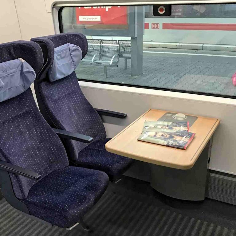 ICE4 2. Klasse Schwerbehindertenplatz