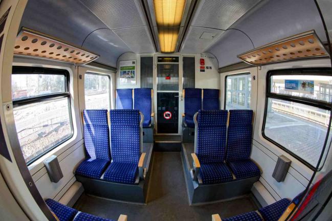 BR 425 S Bahn Rhein Neckar 1. Klasse Stoffbezüge