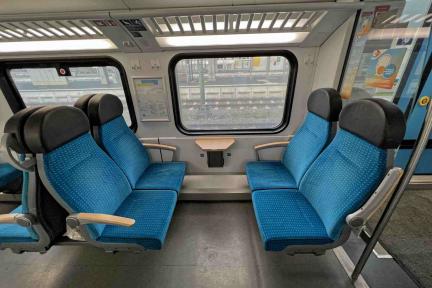 BR 445 Westfalenbahn 2. Klasse Viererplatz