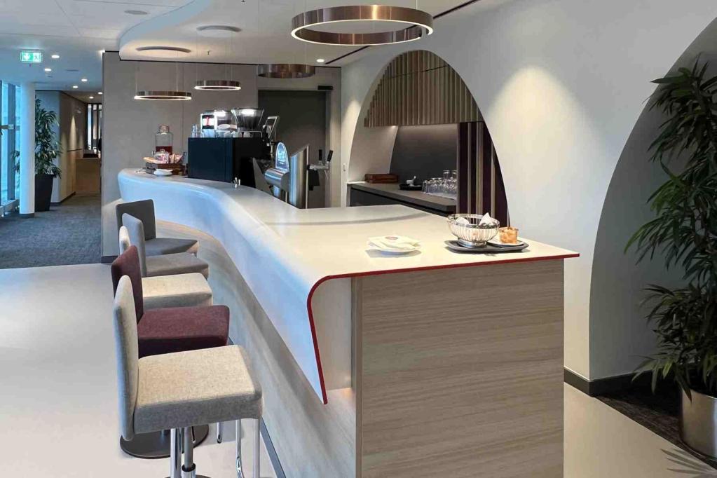 DB Lounge Hannover Premium Barbereich