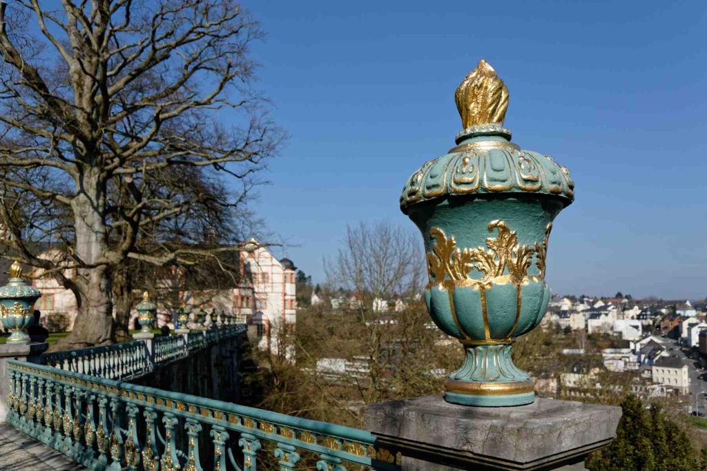 Schloss Weilburg