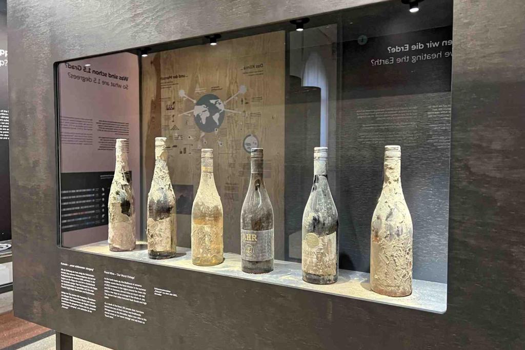 Berlin Postmuseum Weinflaschen
