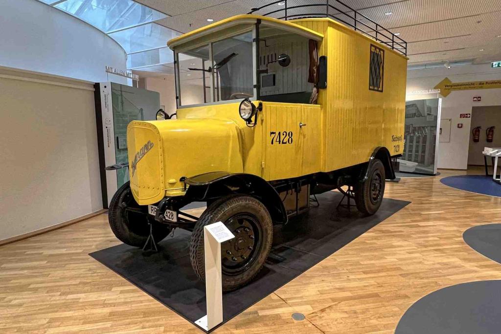 Frankfurt Kommunikationsmuseum Post LKW