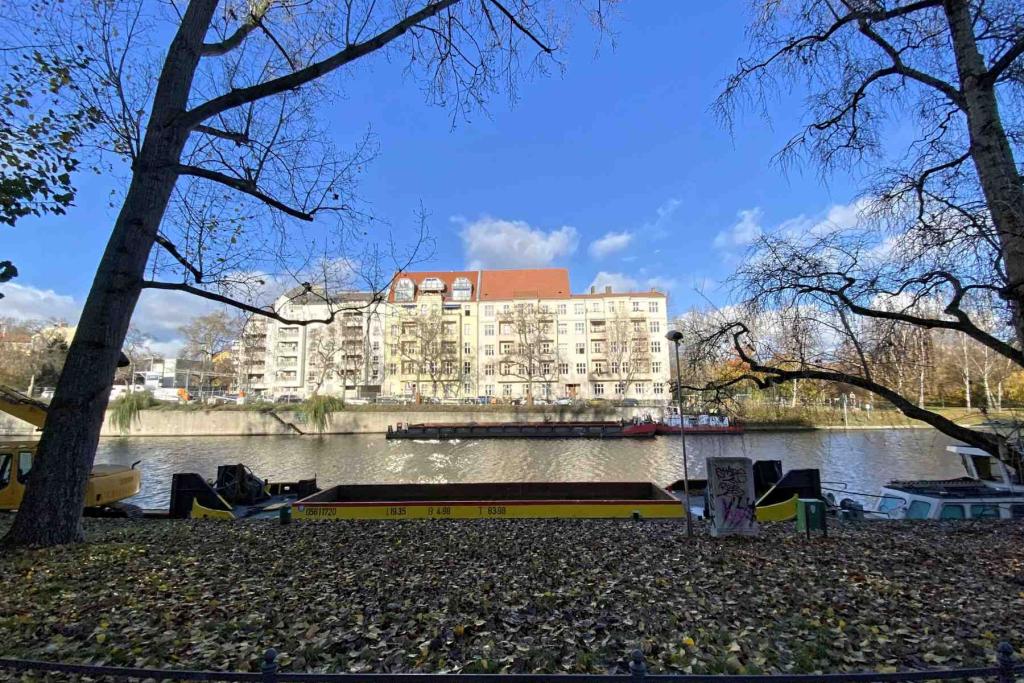 Berlin Spreeufer
