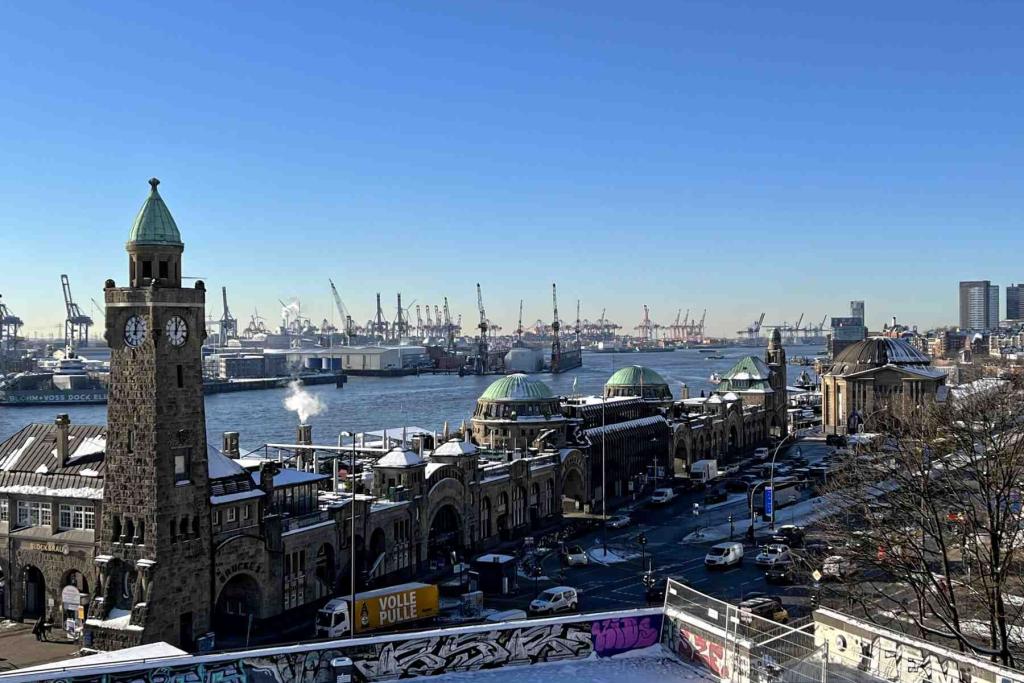 Hamburg Landungsbrücken