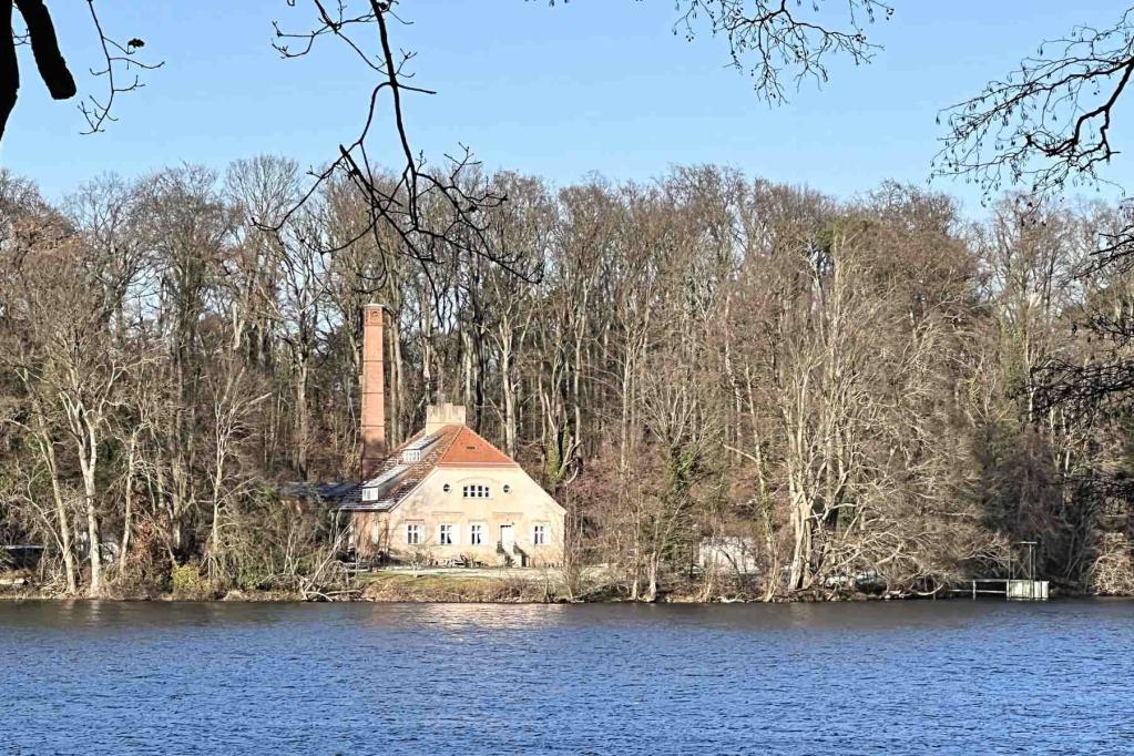 Berlin Wannsee Blick Pfaueninsel