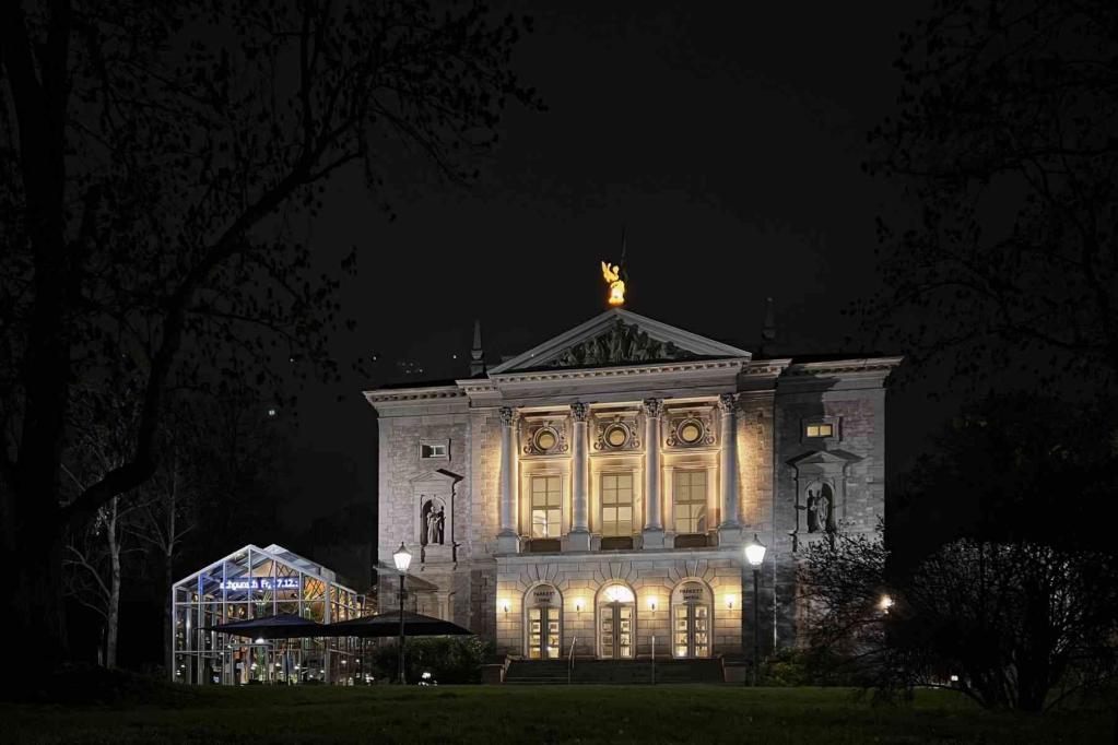 Göttingen Deutsches Theater Nachtaufnahme