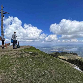 Hinteres Hörnle Gipfelkreuz Ammergauer Alpen